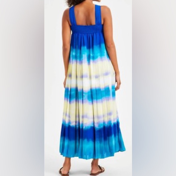 NWT - INC International Concepts Pleated Halter Maxi Dress In Birdie Dye Size XS - Picture 3 of 10